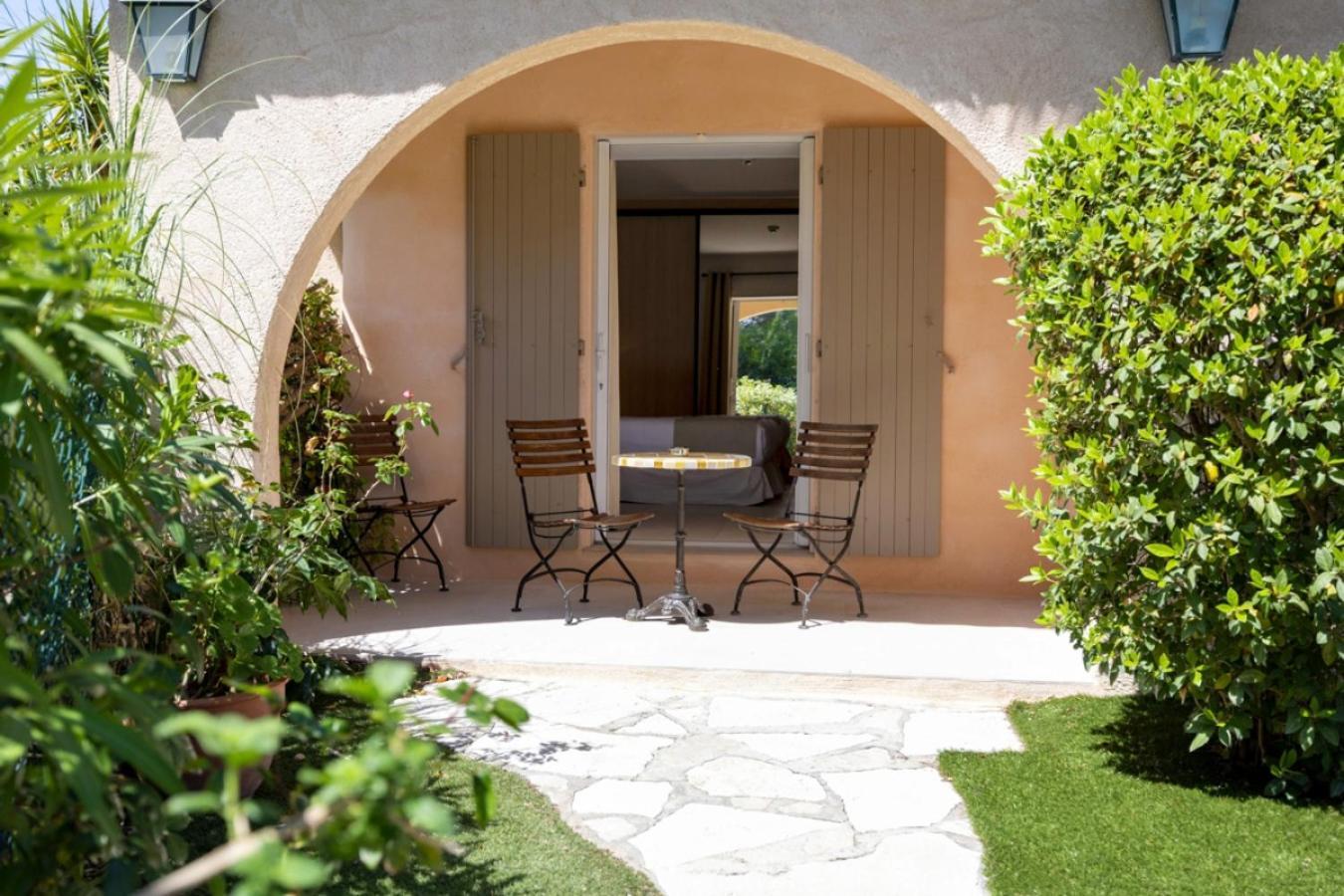 Hotel La Garbine Ramatuelle Exterior foto